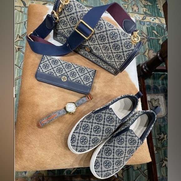 Tory Burch set - slip on sneaker, wallet, shoulder bag and watch - Picture 1 of 1